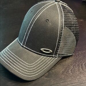 Oakley Black and Gray Trucker Hat
